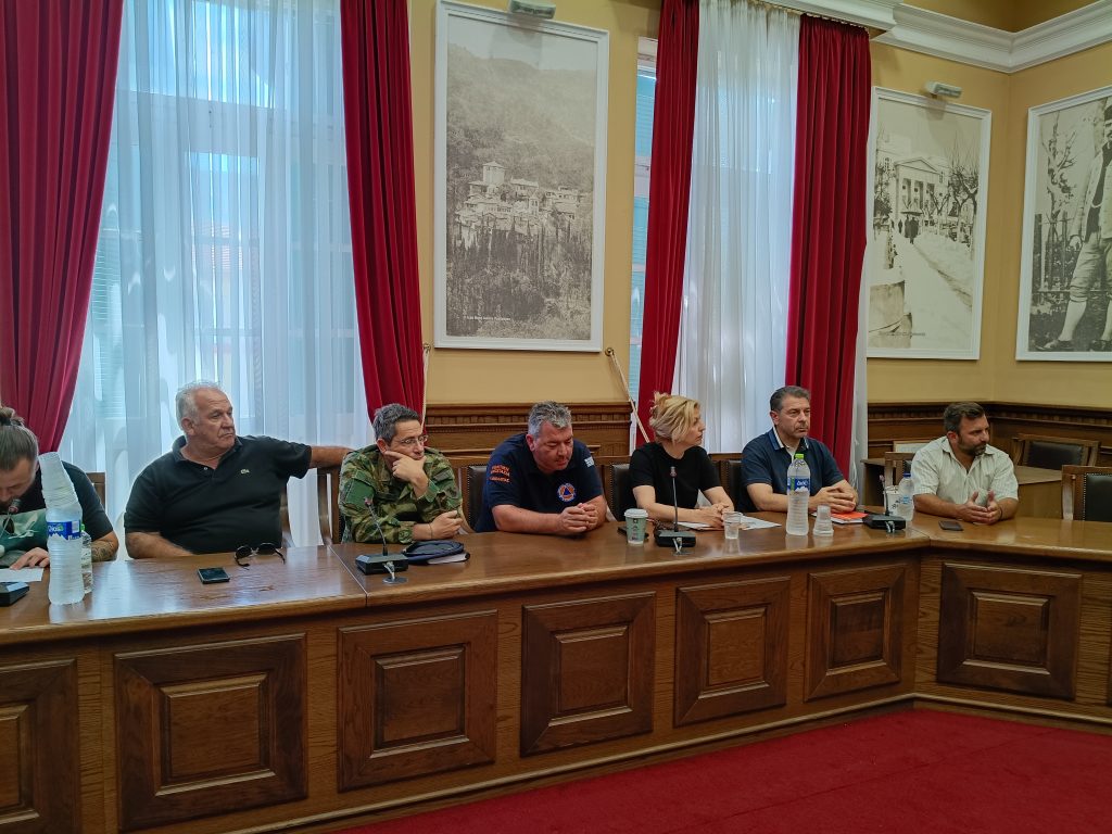 Έκτακτη σύσκεψη του Συντονιστικού Οργάνου Πολιτικής Προστασίας στις Σέρρες για την πρόληψη των πυρκαγιών
