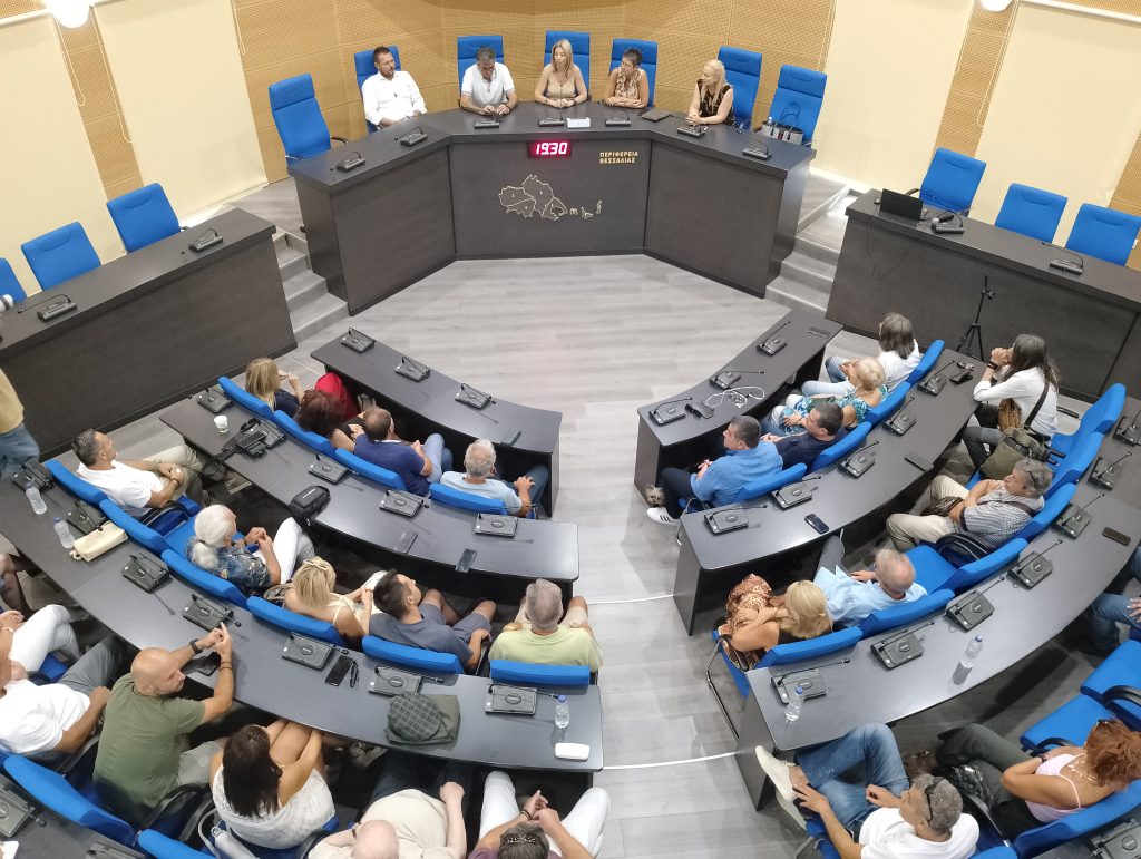 Επαφές Μ. Καρυστιανού με φορείς και πολίτες της Λάρισας