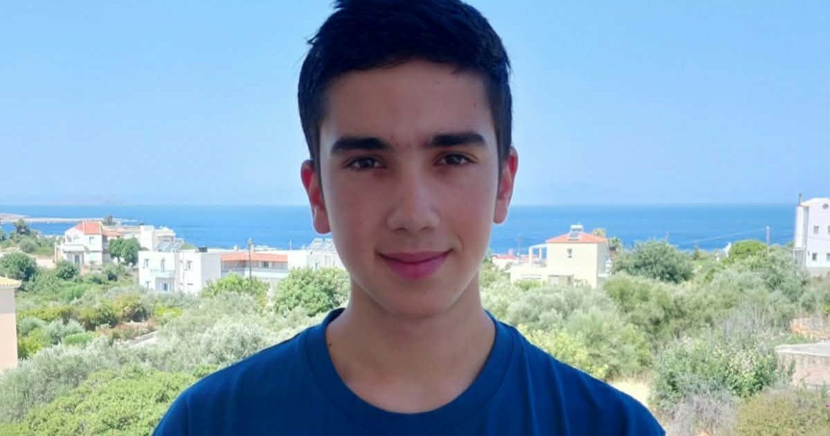Μαθητής «φαινόμενο» στα Χανιά έγραψε τρία 20άρια σε Μαθηματικά, Φυσική, Χημεία – Πώς κατέκτησε την πρωτιά