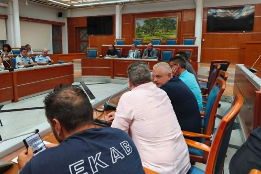 Κέρκυρα: Περιφερειακά πάρκινγκ και ψηφιακή εφαρμογή για την αντιμετώπιση του κυκλοφοριακού