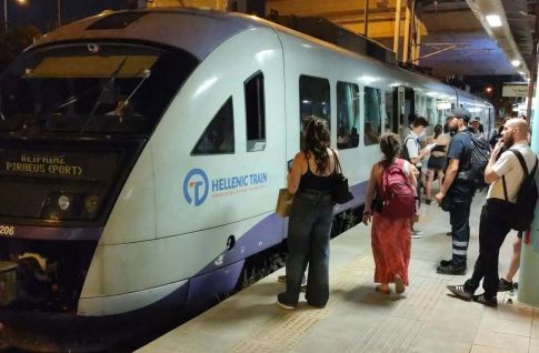 Θεσσαλονίκη: Διαμαρτυρία γονέων και εκπαιδευτικών για τα ειδικά σχολεία