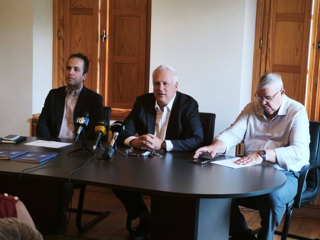 Μέτσοβο: Υπογραφή μνημονίου για τις ορεινές περιοχές – Στόχος μια εθνική στρατηγική για τα βουνά