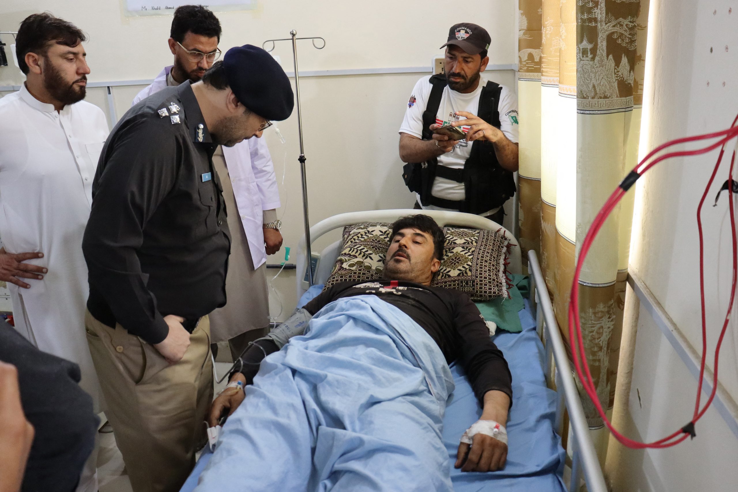 PAKISTAN-POLICE-ATTACK Πακιστάν: Έκρηξη σε ορυχείο – Τουλάχιστον οκτώ νεκροί και 28 αγνοούμενοι