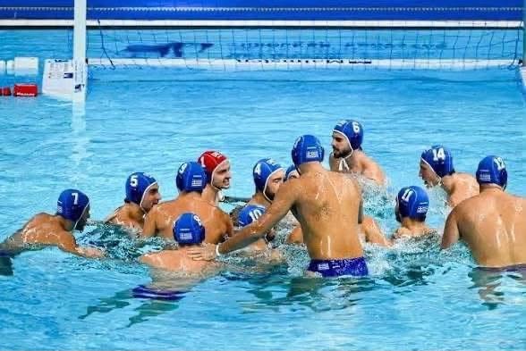 Το πέρασμα-ορόσημο των Εθνικών Ομάδων υδατοσφαίρισης από την Αλεξανδρούπολη – Το «ευχαριστώ» με μπάλες πόλο και υπογραφές παικτών