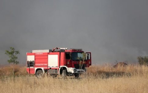 Αίγιο: Βελτιωμένη η εικόνα στο μέτωπο της πυρκαγιάς – Δεν απειλούνται κατοικημένες περιοχές
