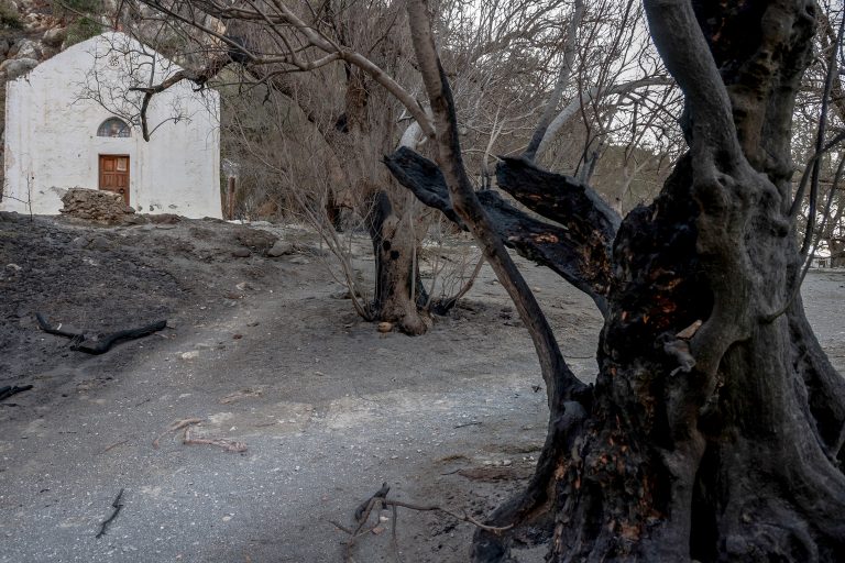 Ρέθυμνο: Πώς το βιντεοληπτικό υλικό οδήγησε στη σύλληψη του υπεύθυνου λειτουργίας του δικτύου του ΔΕΔΔΗΕ – Τι δείχνουν τα πρώτα στοιχεία