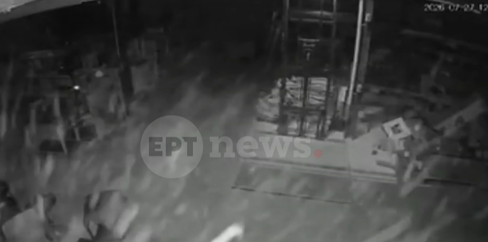 Βίντεο ντοκουμέντα από τη φονική έκρηξη στα Εξαμίλια – Στον εισαγγελέα οι τρεις συλληφθέντες για την τραγωδία στο εργοστάσιο ξυδιού