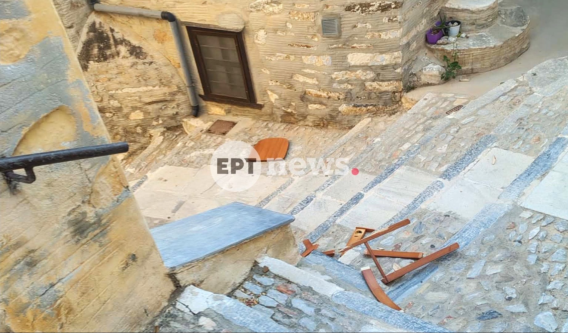 Σύρος: Νεκρή 41χρονη από μαχαίρωμα στην πλάτη – Προσήχθη ζευγάρι για τον θάνατό της