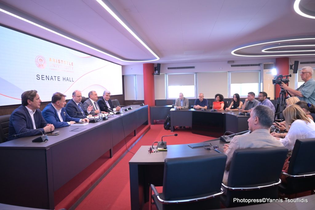 Το Αριστοτέλειο Πανεπιστήμιο ιδρύει την πρώτη Επώνυμη Έδρα «Τοπική Αυτοδιοίκηση» σε συνεργασία με την ΠΕΔ Κεντρικής Μακεδονίας