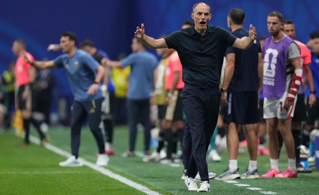 Μουντιάλ 2026: «Πυρά» ΜΜΕ στην Αγγλία κατά Τούχελ για τον αποκλεισμό από την Αργεντινή