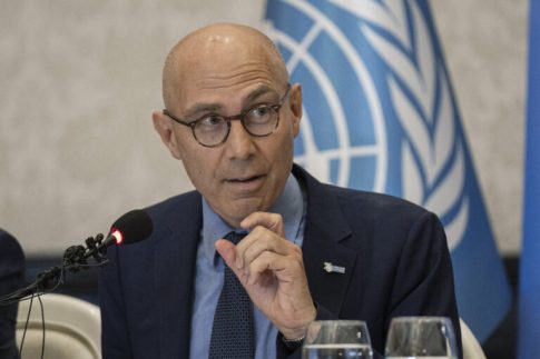 Επτά νεκροί από ρωσικά πλήγματα στην ανατολική Ουκρανία, σύμφωνα με τις τοπικές αρχές