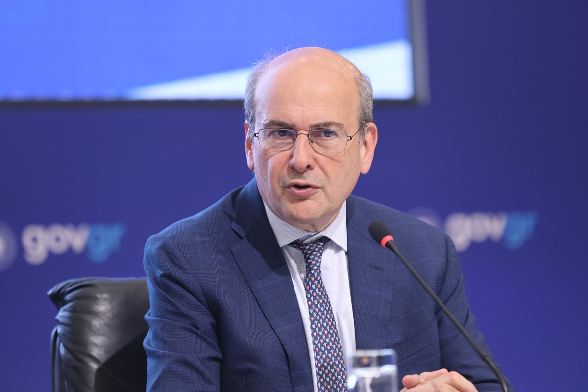Κ. Χατζηδάκης για την πρωτοβουλία μείωσης τιμών των προϊόντων: Δε θα αφήσουμε κάθε λαϊκιστή να μειώνει κάθε προσπάθεια