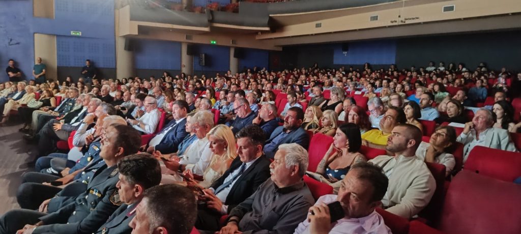 Κρήτη: Λιγότερα περιστατικά, περισσότερες συλλήψεις για ενδοοικογενειακή βία – Τι είπε ο Μιχ. Χρυσοχοϊδης για τη βεντέτα στην Κρήτη