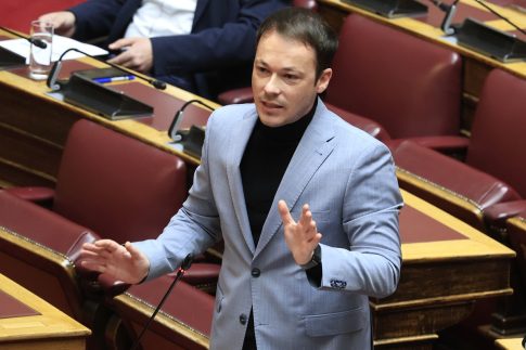 2<sup>ο</sup> Δημοτικό Σχολείο Αλεξανδρούπολης: Μάζεψαν καπάκια, πήραν αναπηρικό αμαξίδιο και το χάρισαν στο Ειδικό Δημοτικό Σχολείο
