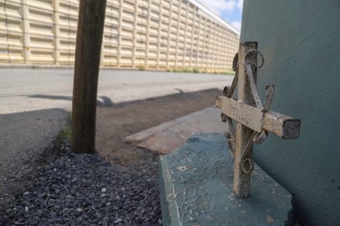 Νέα Υόρκη: 27χρονη και βρέφος 5 μηνών έχασαν τη ζωή τους μετά την ανατροπή σκάφους κοντά στο Νησί της Ελευθερίας