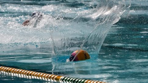 Απολύμανση με χλώριο προτείνει <br> o Διεθνής Ερυθρός Σταυρός