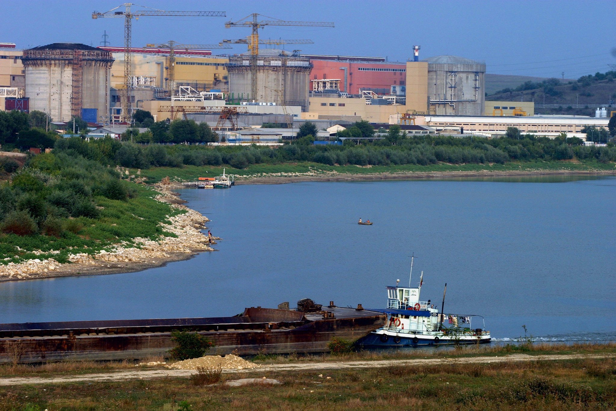 Η Ρουμανία επιχειρεί να εκτρέψει νερά του Δούναβη για να παρατείνει τη λειτουργία πυρηνικού σταθμού