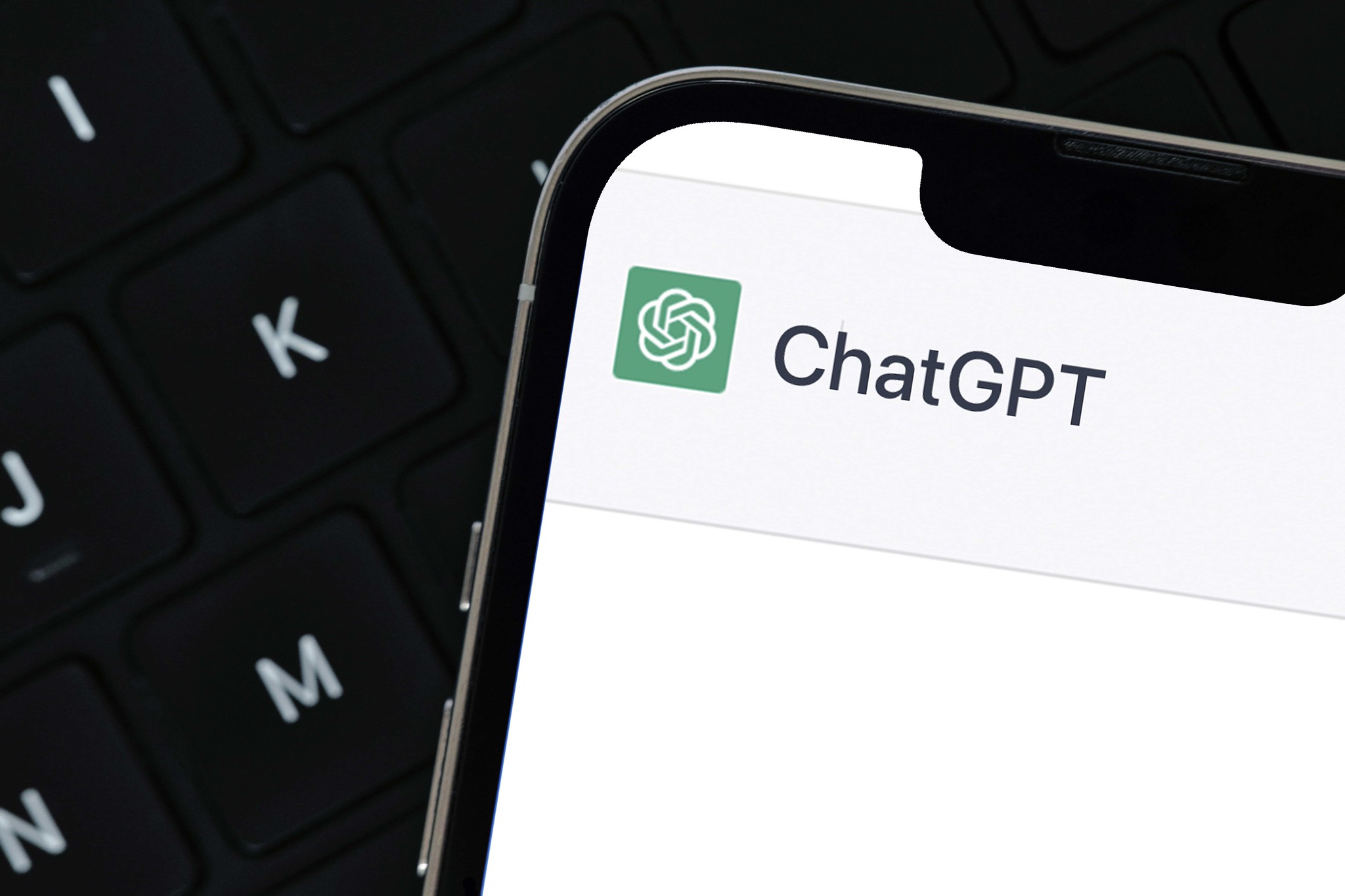 OpenAI: Λανσάρει ChatGPT για εφήβους