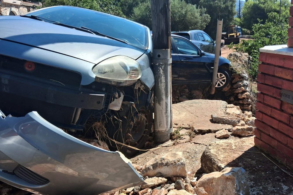 Μάνη: Εικόνες καταστροφής μετά τις πλημμύρες – Πάνω από 100 αυτοκίνητα εγκλωβίστηκαν στο Οίτυλο