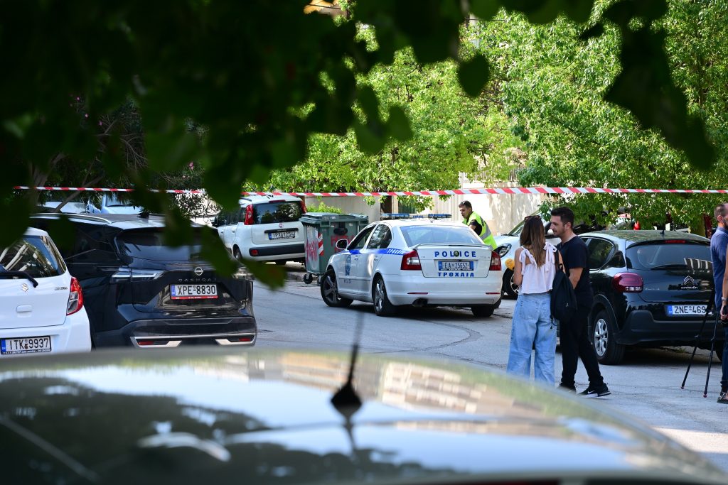 Νέα Σμύρνη: Τρεις πυροβολισμοί, μία ενέδρα και το μυστήριο του κινήτρου – Το περιστατικό του 2024 που εξετάζουν οι Αρχές