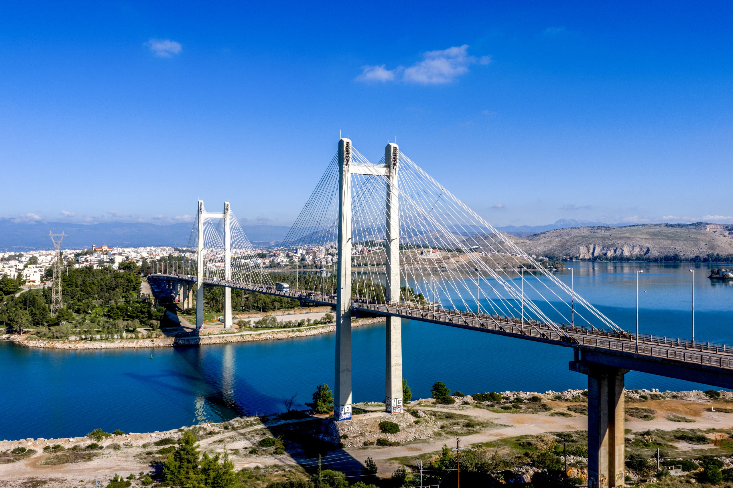Χαλκίδα: Διάσωση 30χρονης μετά από πτώση από την υψηλή γέφυρα – Μεταφέρθηκε στο νοσοκομείο 