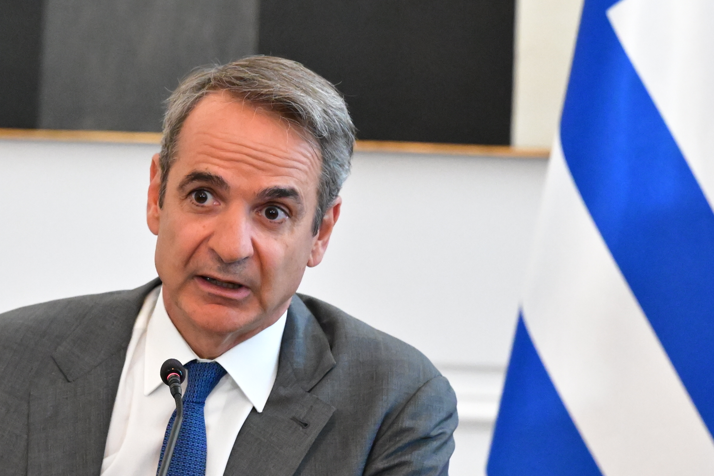 [388721]  ΣΥΝΕΔΡΙΑΣΗ ΤΟΥ ΥΠΟΥΡΓΙΚΟΥ ΣΥΜΒΟΥΛΙΟΥ ΥΠΟ ΤΟΝ ΠΡΩΘΥΠΟΥΡΓΟ ΚΥΡΙΑΚΟ ΜΗΤΣΟΤΑΚΗ   (ΤΑΤΙΑΝΑ ΜΠΟΛΑΡΗ / EUROKINISSI)