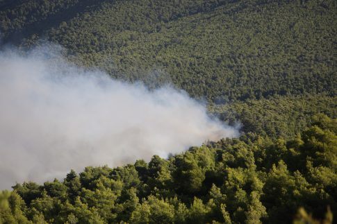 Η μεγάλη συναυλία του Μάριου Φραγκούλη στο Θέατρο Βράχων «Μελίνα Μερκούρη»