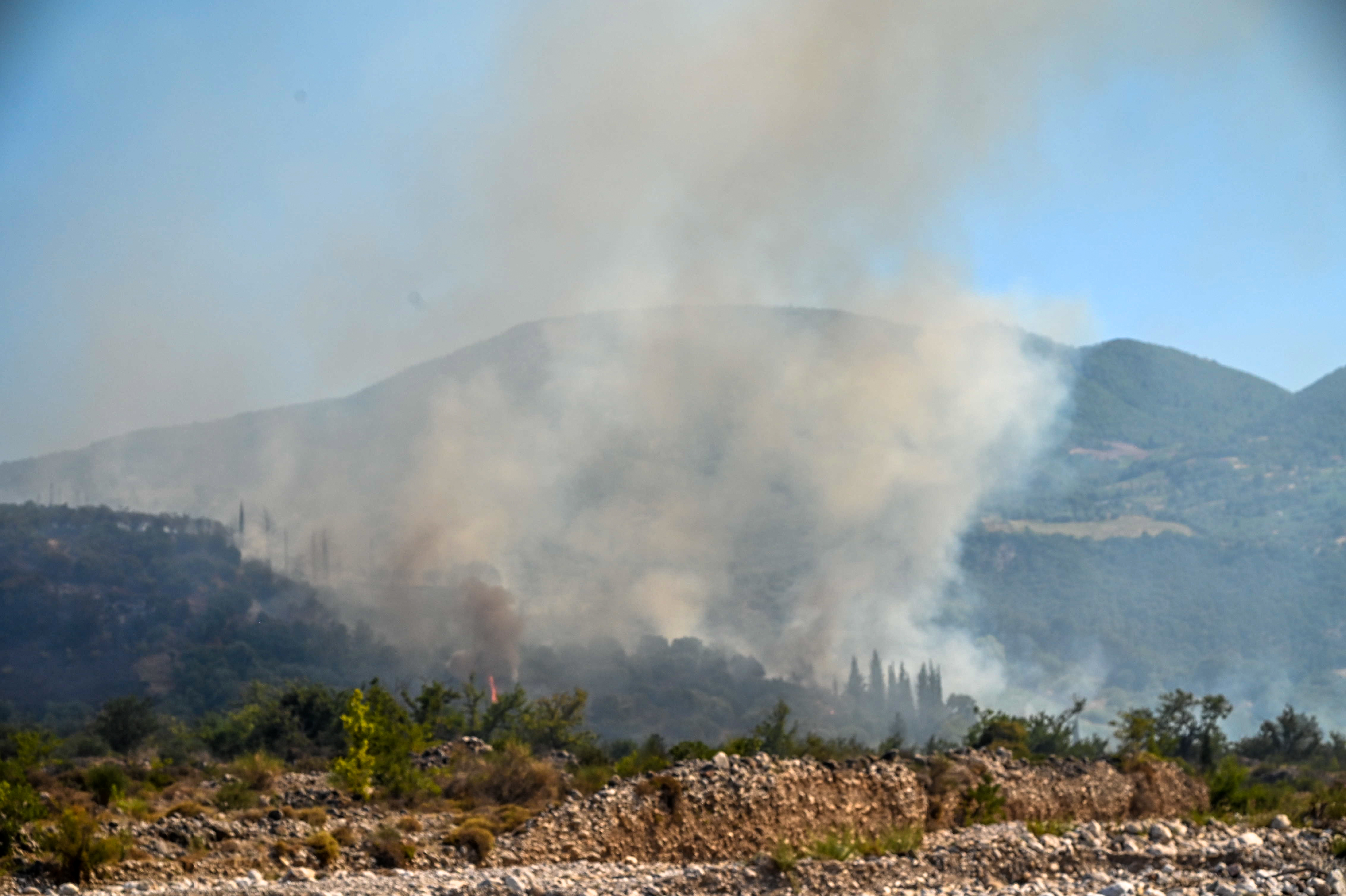 Οριοθετήθηκε η φωτιά στο Κουνουπέλι Ηλείας
