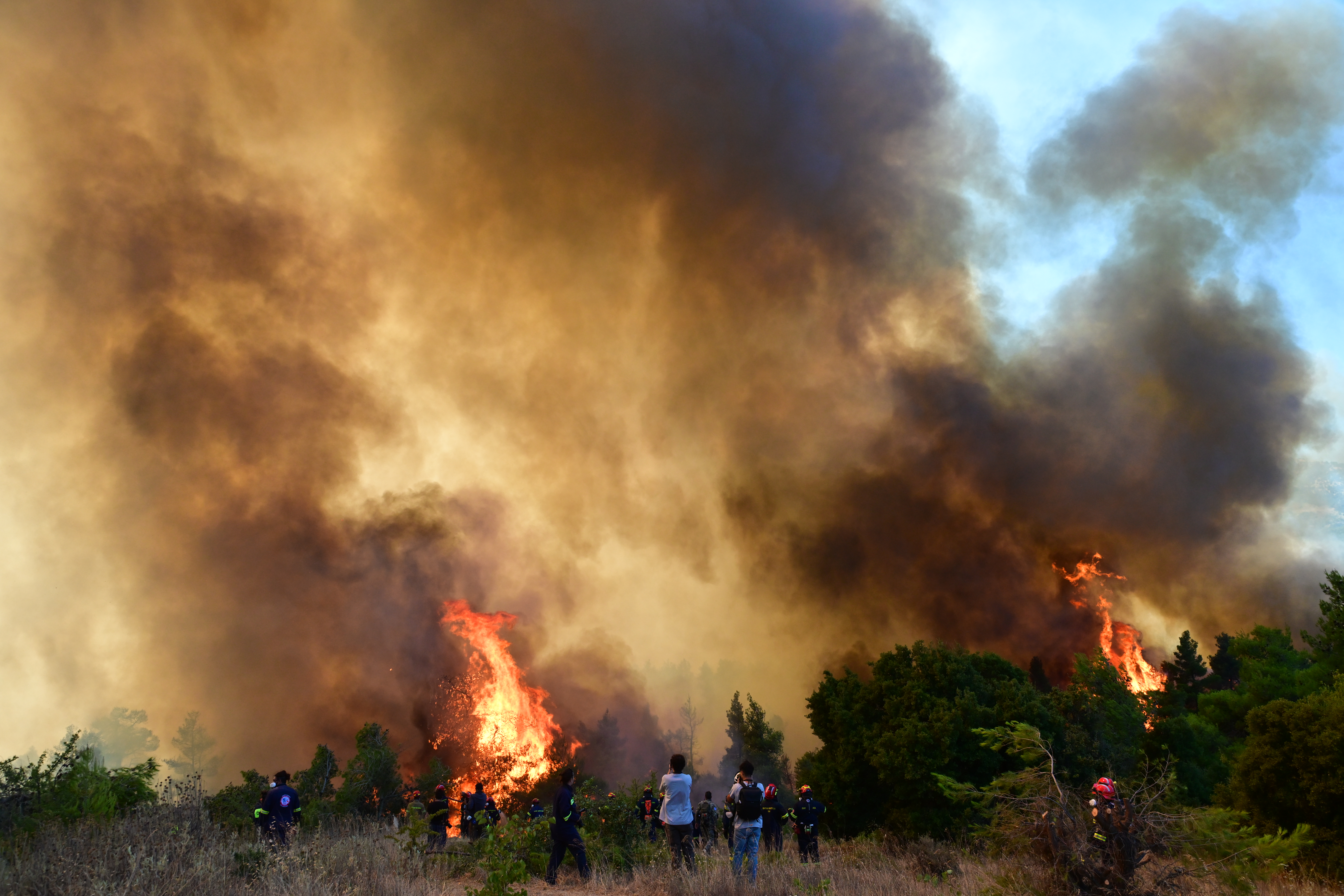 Χάρτης Πρόβλεψης Κινδύνου Πυρκαγιάς: Πολύ υψηλός κίνδυνος την Τρίτη σε Αττική, Εύβοια και Χίο