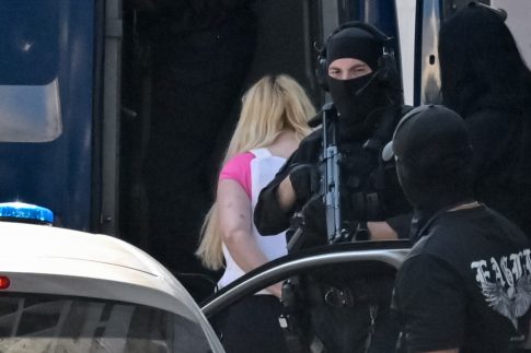 <strong>Διεθνής Επιτροπή του Ερυθρού Σταυρού: Τουλάχιστον 64 αιχμάλωτοι στρατιώτες απελευθερώθηκαν από παραστρατιωτικούς στο Σουδάν</strong>
