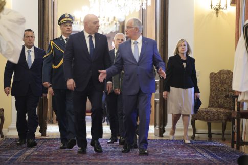 «Ασπίδα του Αχιλλέα»: Υπεγράφη στο Τελ Αβίβ η συμφωνία για τον νέο ελληνικό αμυντικό θόλο