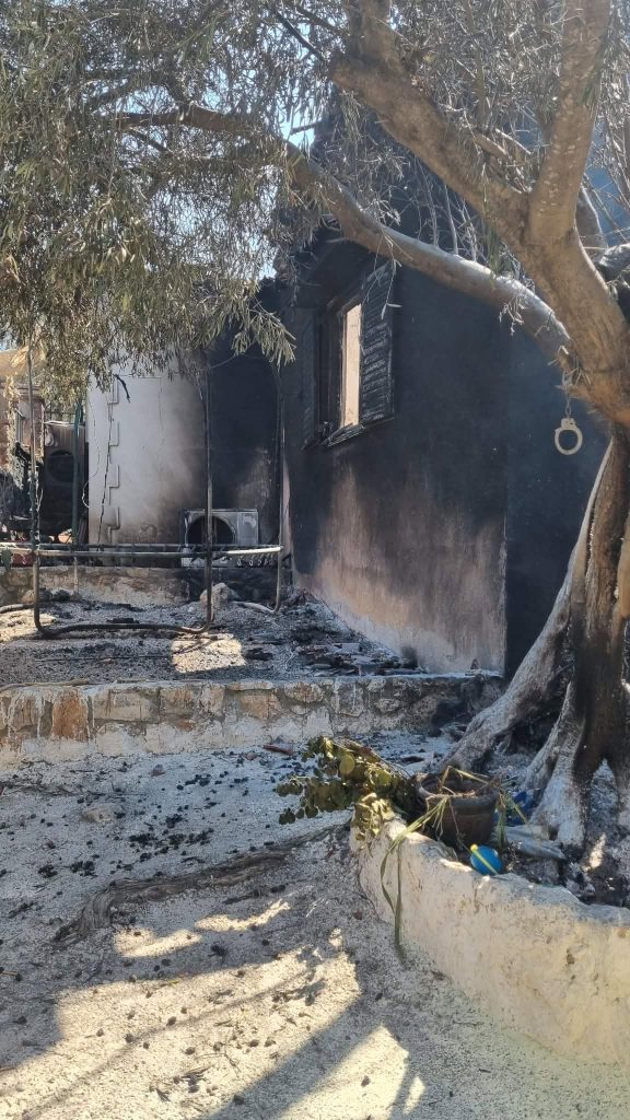 Ψάθα: Το σύστημα Αntinero έσωσε σημαντικό τμήμα δάσους – Συνεχίζεται η μάχη για τις διάσπαρτες εστίες