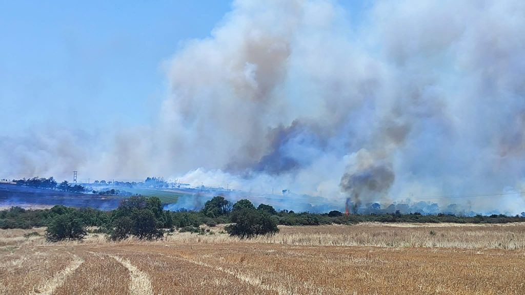 Πυρκαγιά στον Ίμερο Ροδόπης: Σηκώθηκαν τέσσερα εναέρια – Ήχησε το 112 για εκκένωση και μετακίνηση προς Μαρώνεια