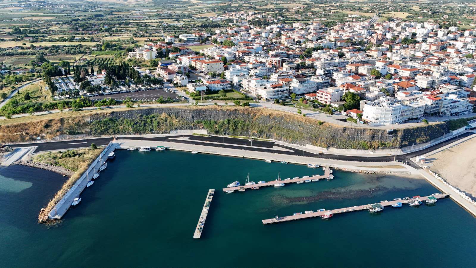 Χαλκιδική: Σε τελικό στάδιο η ανάπλαση της χερσαίας ζώνης του λιμένα Νέας Καλλικράτειας