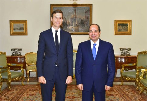 Σαλαμίνα: Δύο νεκροί και οκτώ άτομα με εγκαύματα από την πυρκαγιά στα Περιστέρια – Κάηκαν σπίτια