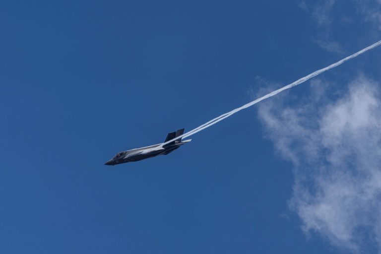 Μπαχρέιν: Καταδικάζει την ισραηλινή επίθεση σε συριακή αεροπορική βάση 