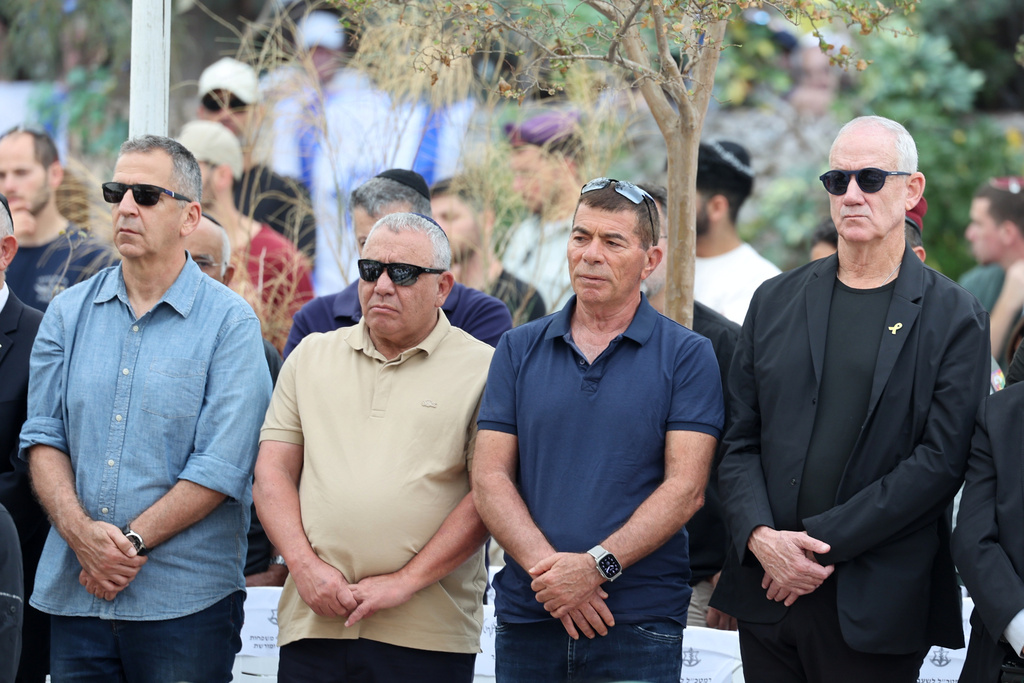 Ισραήλ: Πρώην αρχηγός του στρατού ο υποψήφιος που απειλεί να κερδίσει τον Νετανιάχου στις εκλογές του Οκτωβρίου