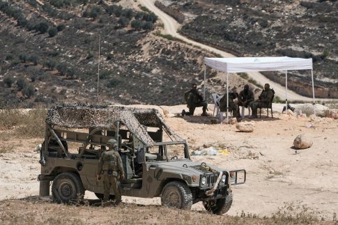 Διακομίστηκαν στο Γενικό Νοσοκομείο Κορίνθου <strong>δύο πυροσβέστες που επιχειρούσαν στην πυρκαγιά στον Φενεό</strong>