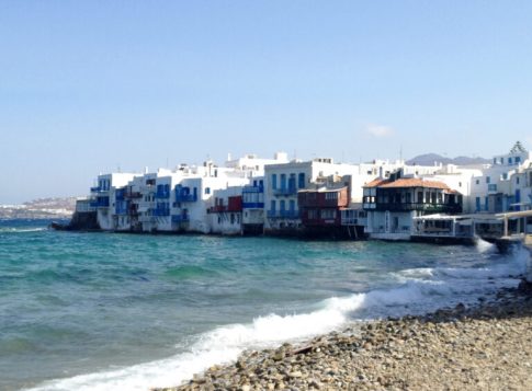 Ουκρανία: Η υπηρεσία καταπολέμησης της διαφθοράς κατηγορεί βουλευτές για δωροδοκίες <strong>και επιχειρεί εφόδους σε κυβερνητικά γραφεία</strong>