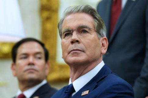 Φωτιά τώρα στην Κοζάνη: Αναζωπύρωση στην Ασβεστόπετρα – <strong>Επί ποδός όλη τη νύχτα για αντιπυρικές ζώνες </strong>