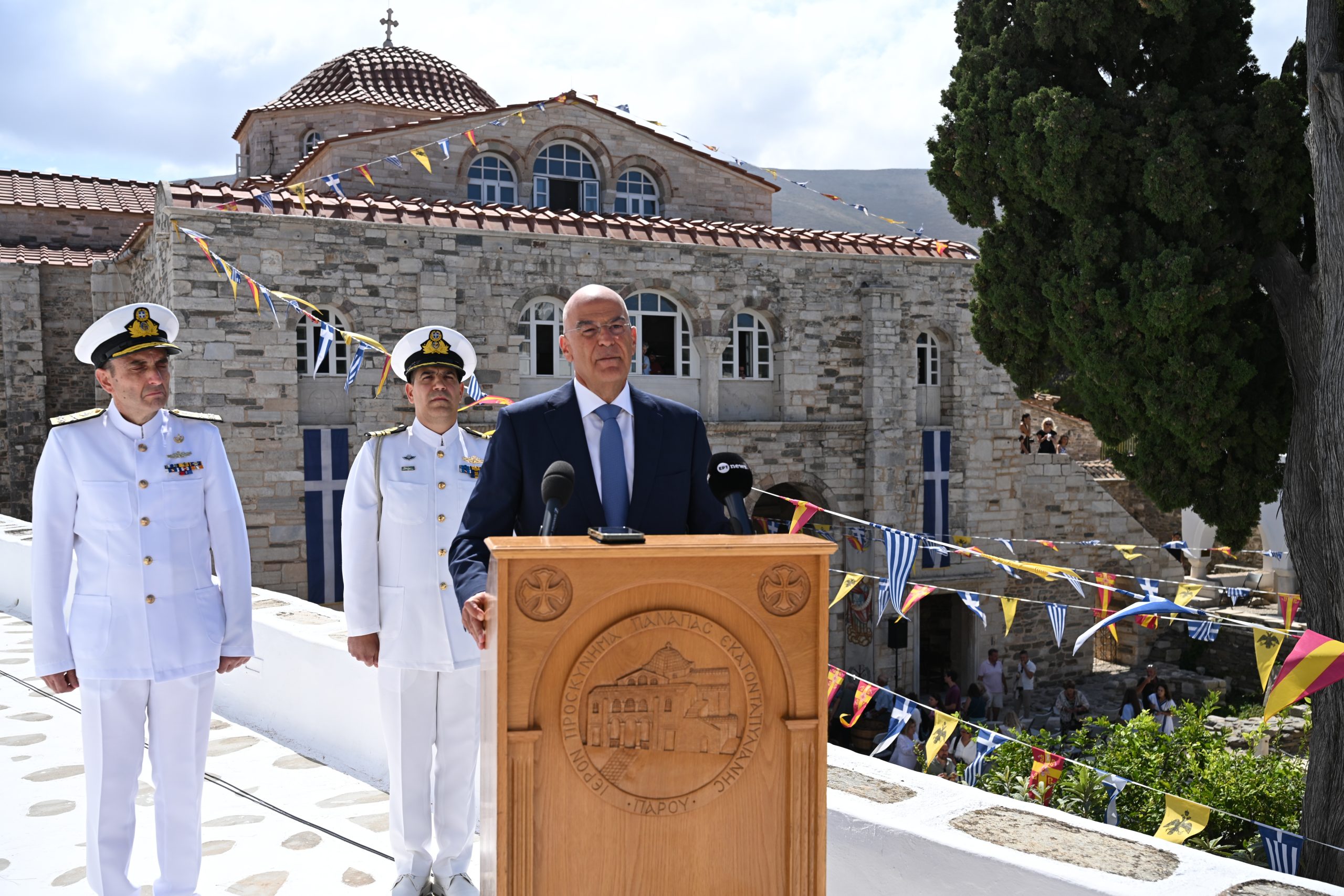 Δένδιας: Οι Ένοπλες Δυνάμεις εγγυώνται την ανεξαρτησία και την εδαφική μας ακεραιότητα στους δυστοπικούς καιρούς που ζούμε