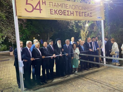 Χανιά: Κατανυκτική η ατμόσφαιρα στη Μονή Γονιά στο Κολυμπάρι