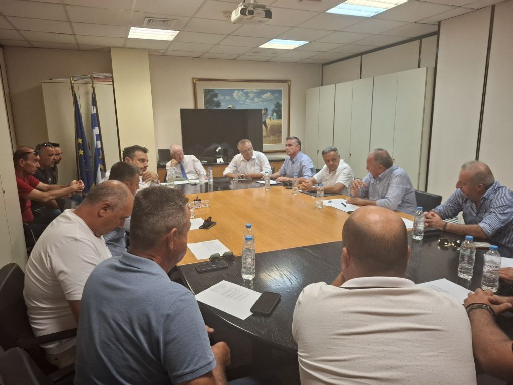 Στον ΕΛΓΑ για τις αποζημιώσεις στους χαλαζόπληκτους αγρότες αντιπροσωπεία της Περιφέρειας Θεσσαλίας