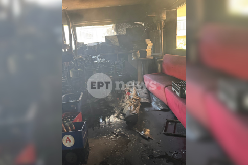 Πυρκαγιά στο Πικέρμι Αττικής — Βρέθηκε νεκρός μέσα σε αυτοκίνητο