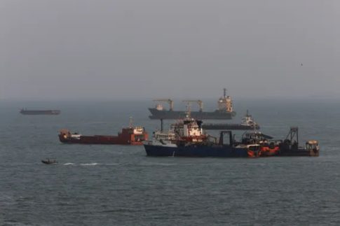 Σέρρες: Σοβαρά επεισόδια στη δομή Σιντικής – Πετροπόλεμος με αστυνομικούς και εκτεταμένες ζημιές