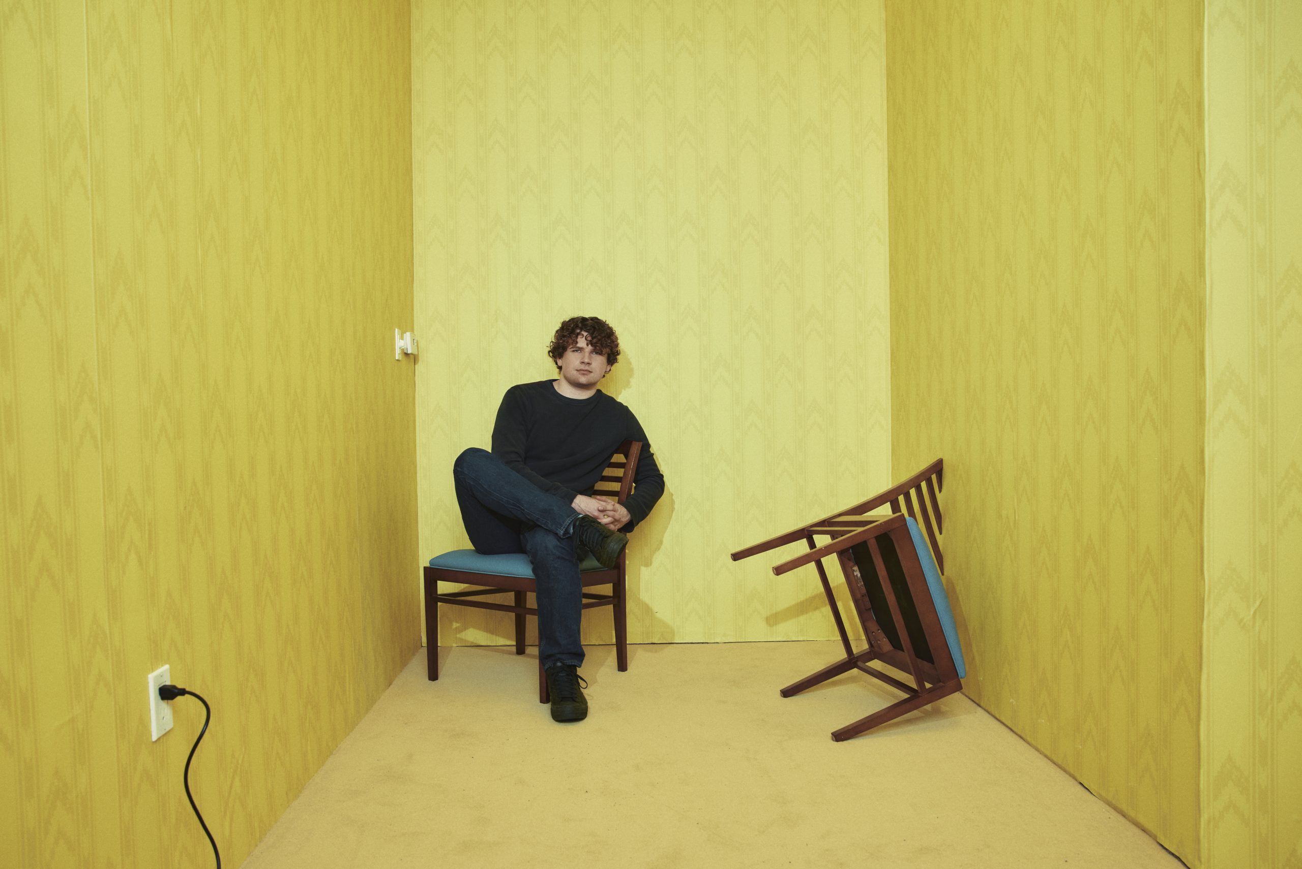 Ο δημιουργός του «Backrooms» Kane Parsons εξηγεί γιατί η μεγαλύτερη κινηματογραφική έκπληξη της χρονιάς στηρίζεται στην πρωτοτυπία της