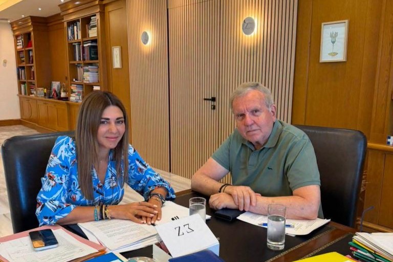 Συνάντηση Στεφανάδη-Ζαχαράκη με συζήτηση γύρω από τα εκπαιδευτικά θέματα του νομού Σάμου