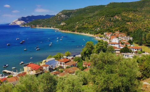 Ίβηρα Σερρών: Ελεύθεροι με περιοριστικούς όρους ο αδελφός και ο ανιψιός του 66χρονου που βρέθηκε νεκρός