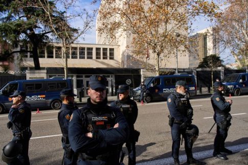 <strong>Μήνυμα Φον Ντερ Λάιεν και Αντόνιο Κόστα προς τις ΗΠΑ</strong>: «Σε έναν σκληρό κόσμο, η Ευρώπη και οι ΗΠΑ είναι πιο δυνατές μαζί»