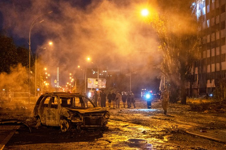 Εννέα νεκροί από νυχτερινή επιδρομή της Ρωσίας με βαλλιστικούς πυραύλους στο Κίεβο